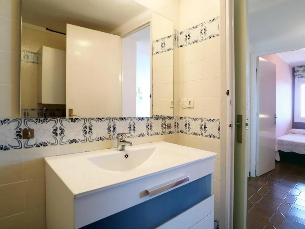 Апартаменты F27403 Caleta Del Sol Сан-Фелиу-де-Гишольс